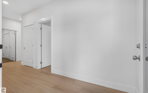 7089 Kiviaq Crescent