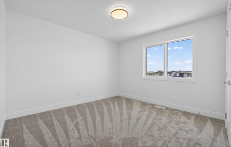 7089 Kiviaq Crescent