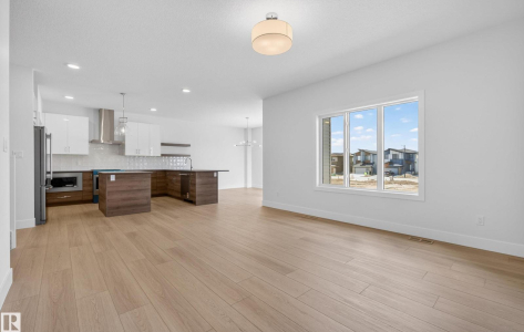 7089 Kiviaq Crescent